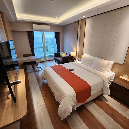 Bentley Hotel จงลี่ ภายนอก รูปภาพ