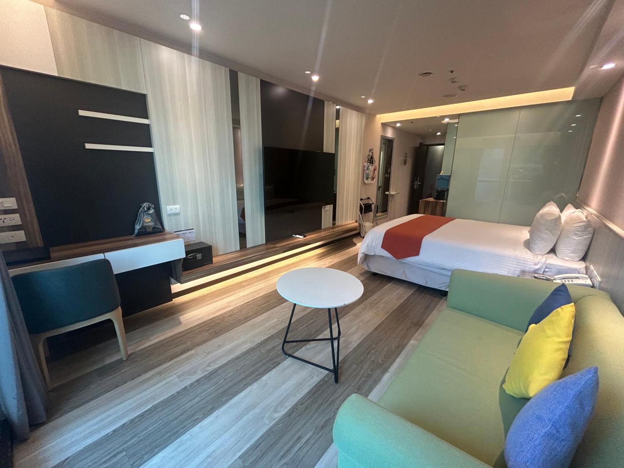 Bentley Hotel จงลี่ ภายนอก รูปภาพ