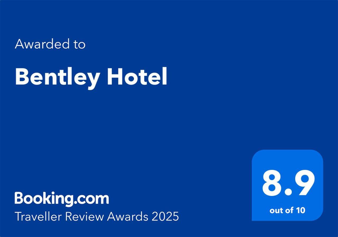 Bentley Hotel จงลี่ ภายนอก รูปภาพ